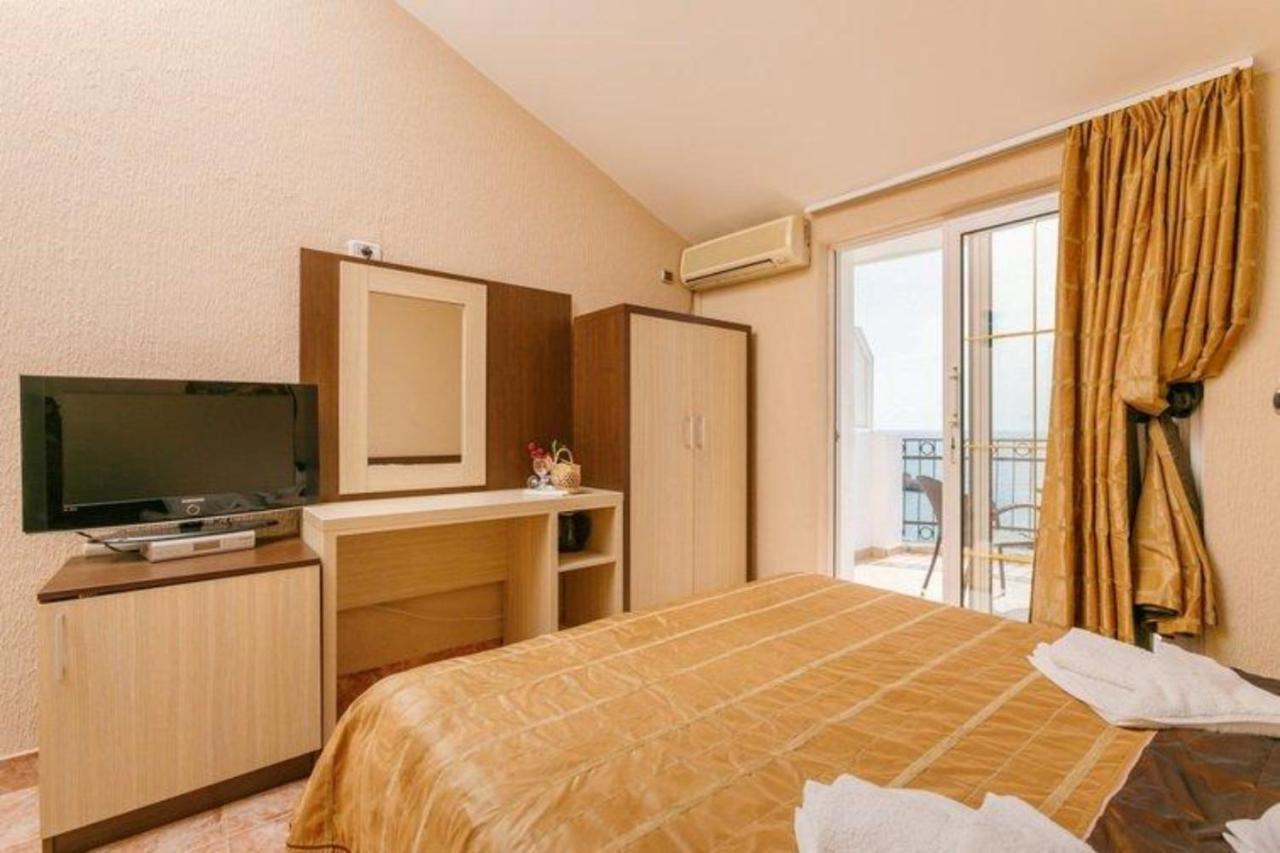 Monte Perla Residence Sveti Stefan Exterior foto